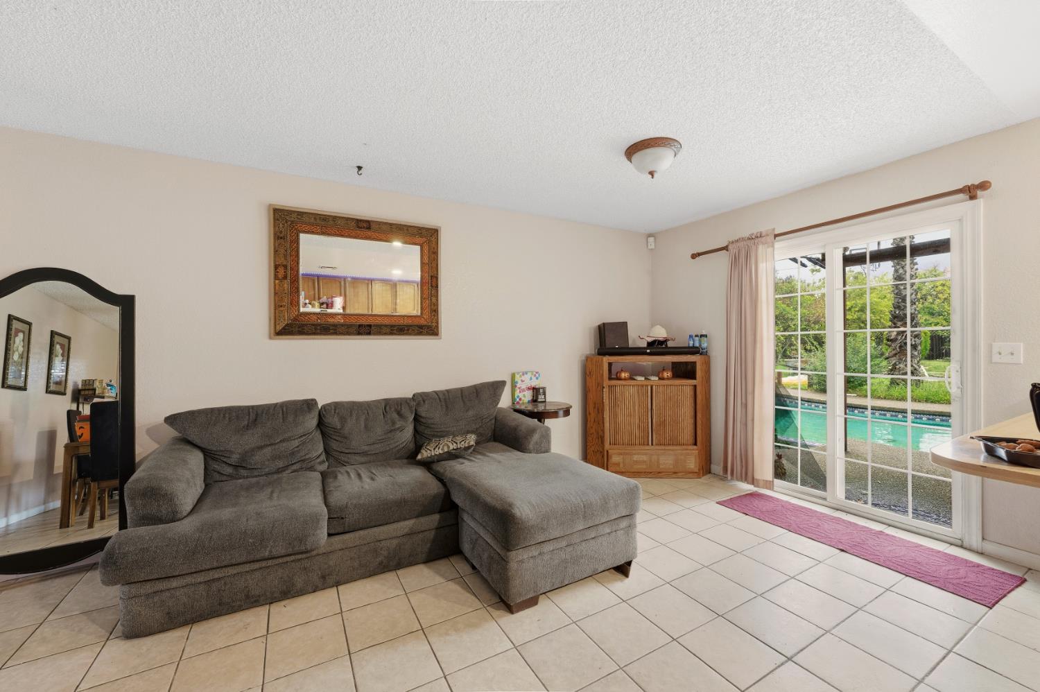 8277 Rhodora Court Orangevale, CA 95662 - Photo 10 of 16