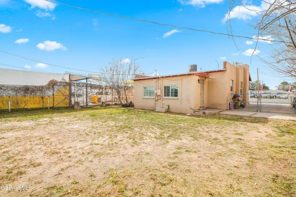 a view of a yard with an outdoor space