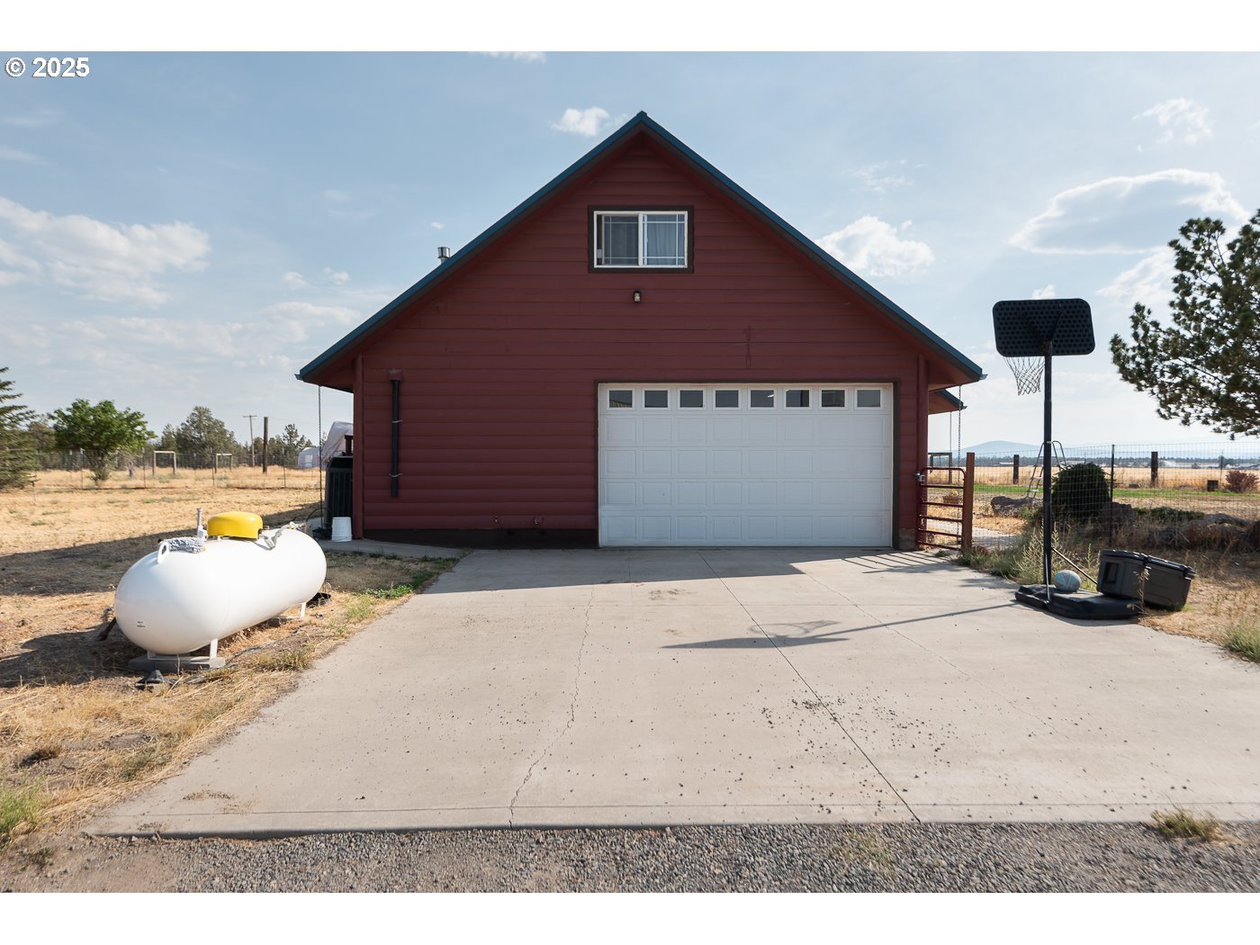 15990 Southwest Culver Highway Culver, OR 97734 - Photo 23 of 41 a view of outdoor space and yard