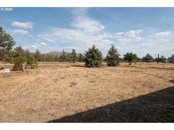 $1,500,000 | 15990 Southwest Culver Highway, Culver, OR 97734
