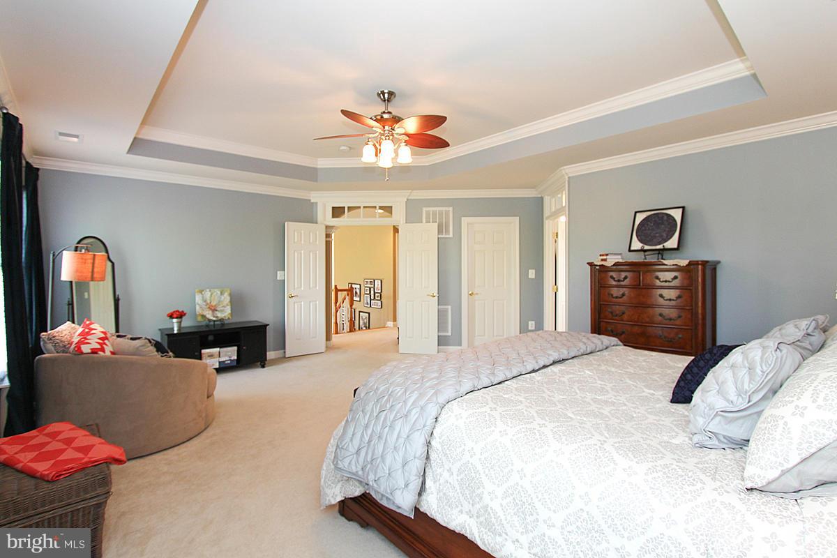 18504 Kerill Road Triangle, VA 22172 - Photo 13 of 30 Master Suite with Walk-in Closet