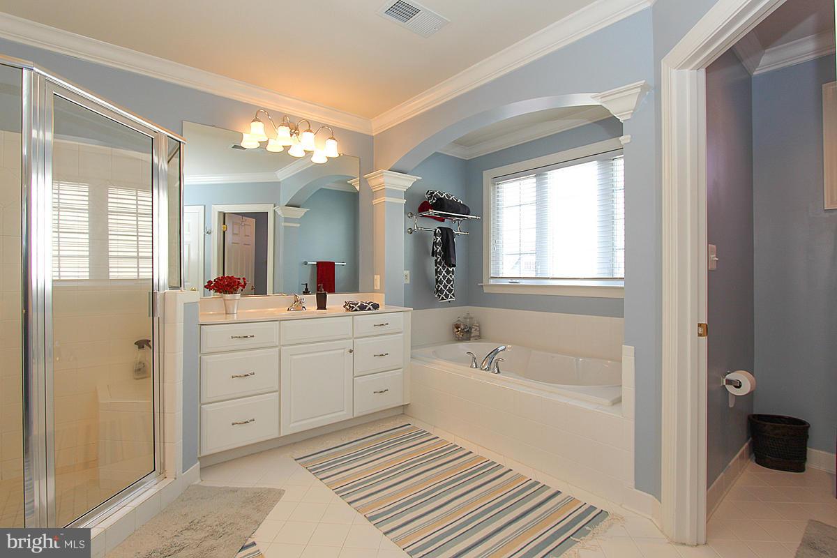 18504 Kerill Road Triangle, VA 22172 - Photo 14 of 30 Master Suite Bath