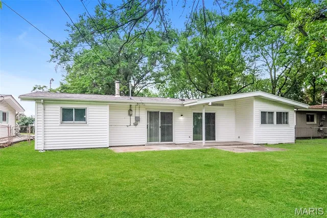 $1,680 | 2280 St Catherine Street, Florissant, MO 63033