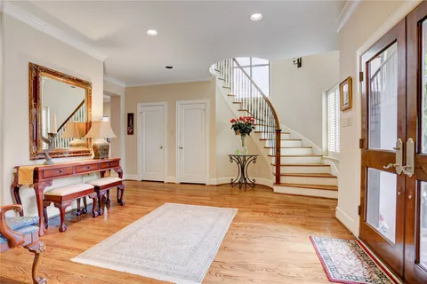 $850,000 | 1008 Potomac Drive, Houston, TX 77057