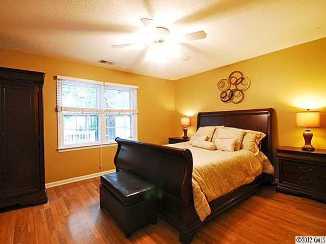 9818 Deer Spring Lane Charlotte, NC 28210 - Photo 6 of 14