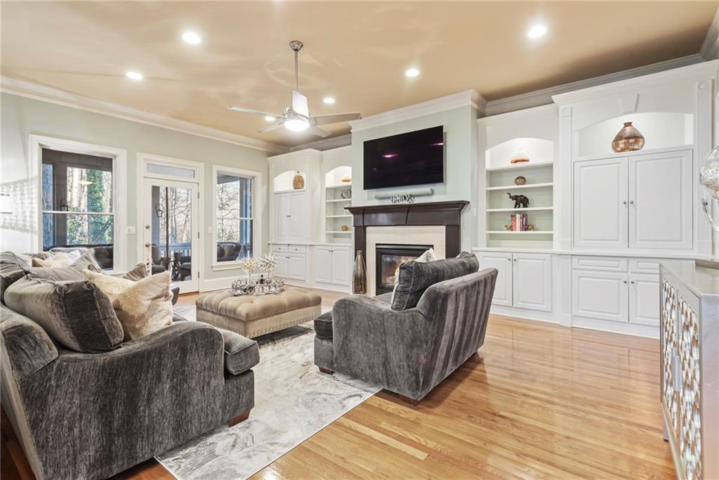 820 Wesley Oak Road Northwest Sandy Springs, GA 30328 - Photo 11 of 71