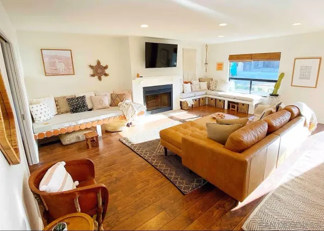 $8,700 | 837 4th Street, Encinitas, CA 92024