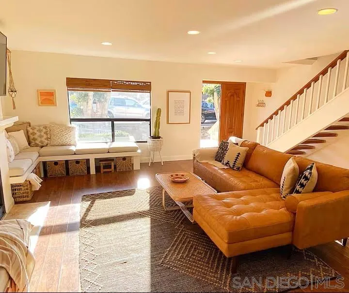 837 4th Street Encinitas, CA 92024 - Photo 8 of 41 a living room with furniture and a window