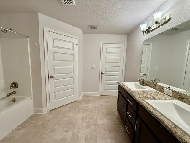 $2,500 | 330 Citrus Pointe Drive, Davenport, FL 33837