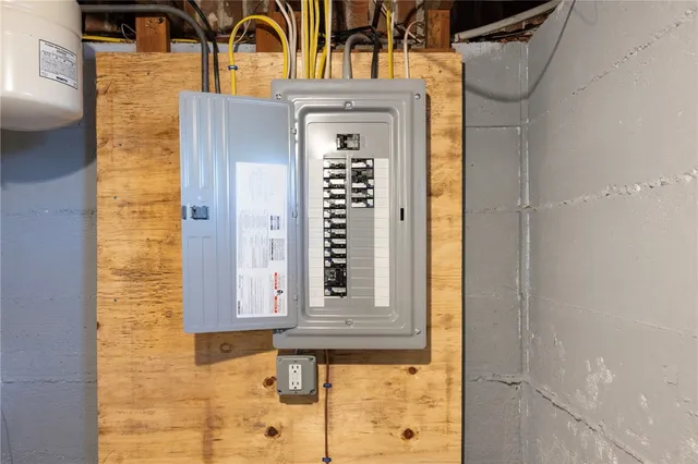 $399,900 | 17 Loring Street, Cranston, RI 02920