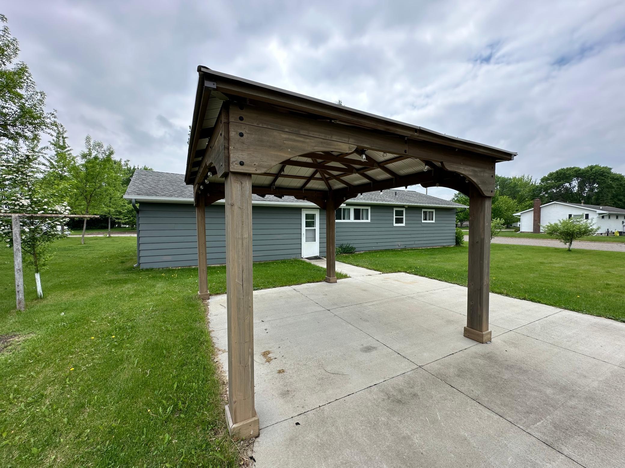 824 Irving Avenue Southwest Wadena, MN 56482 - Photo 31 of 35