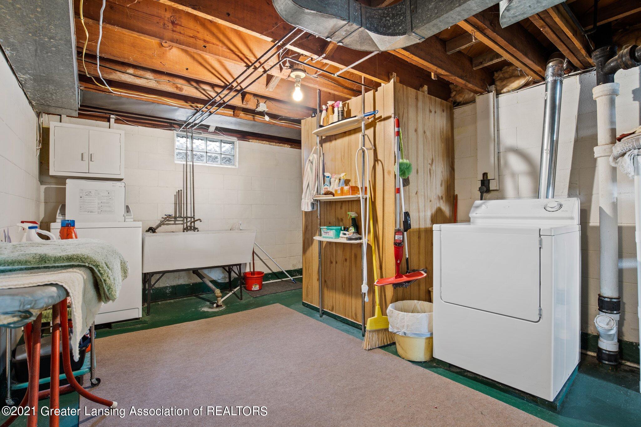 3430 Upton Road Lansing, MI 48917 - Photo 27 of 29 27-web-or-mls-1P6A1409
