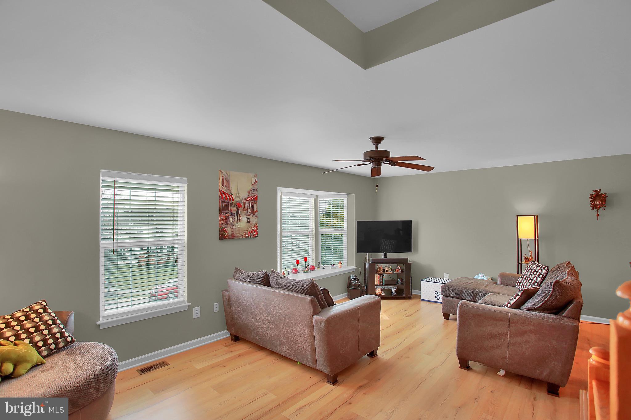 16107 Reese Road New Freedom, PA 17349 - Photo 12 of 40 Living Room