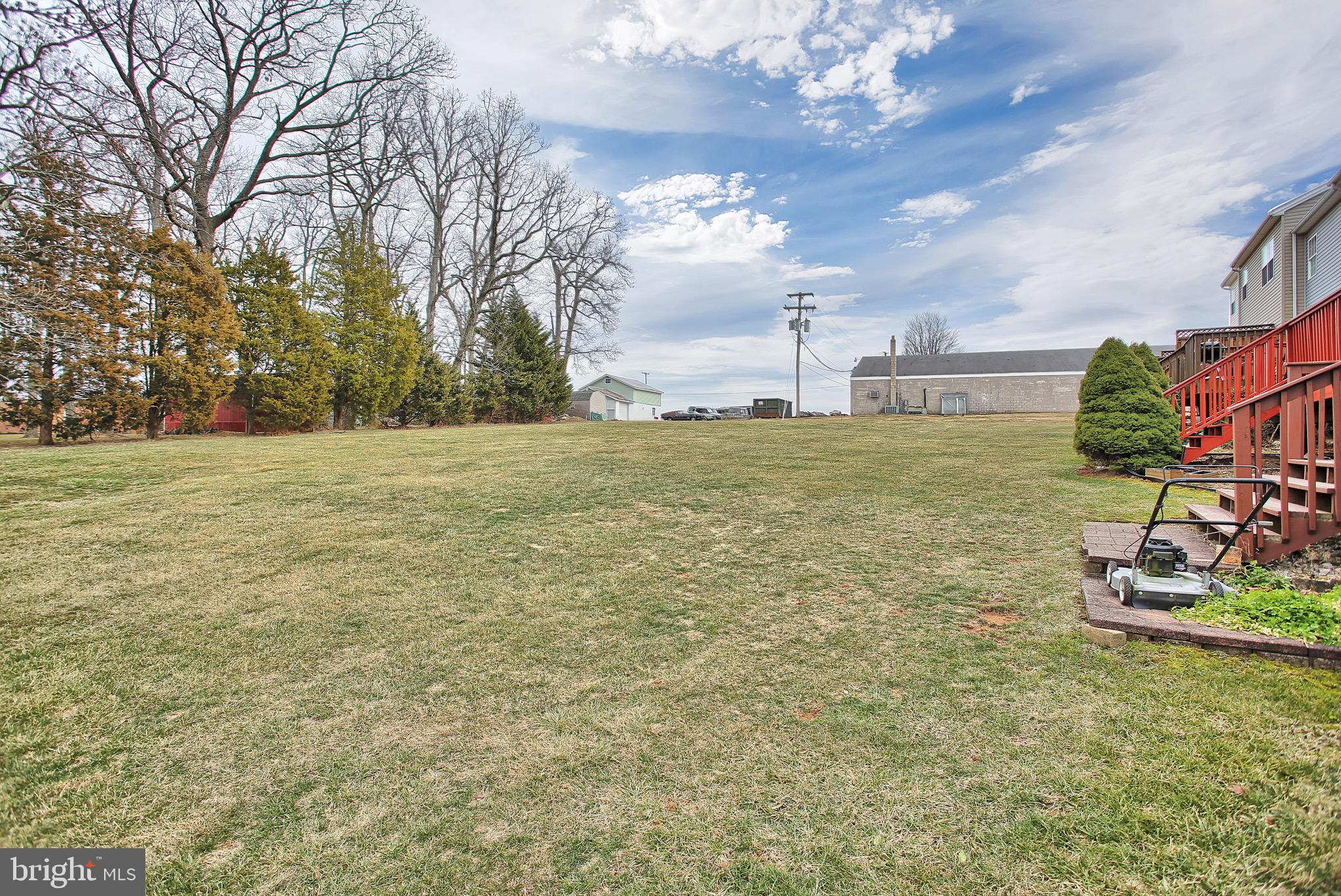16107 Reese Road New Freedom, PA 17349 - Photo 34 of 40 Back yard - common area