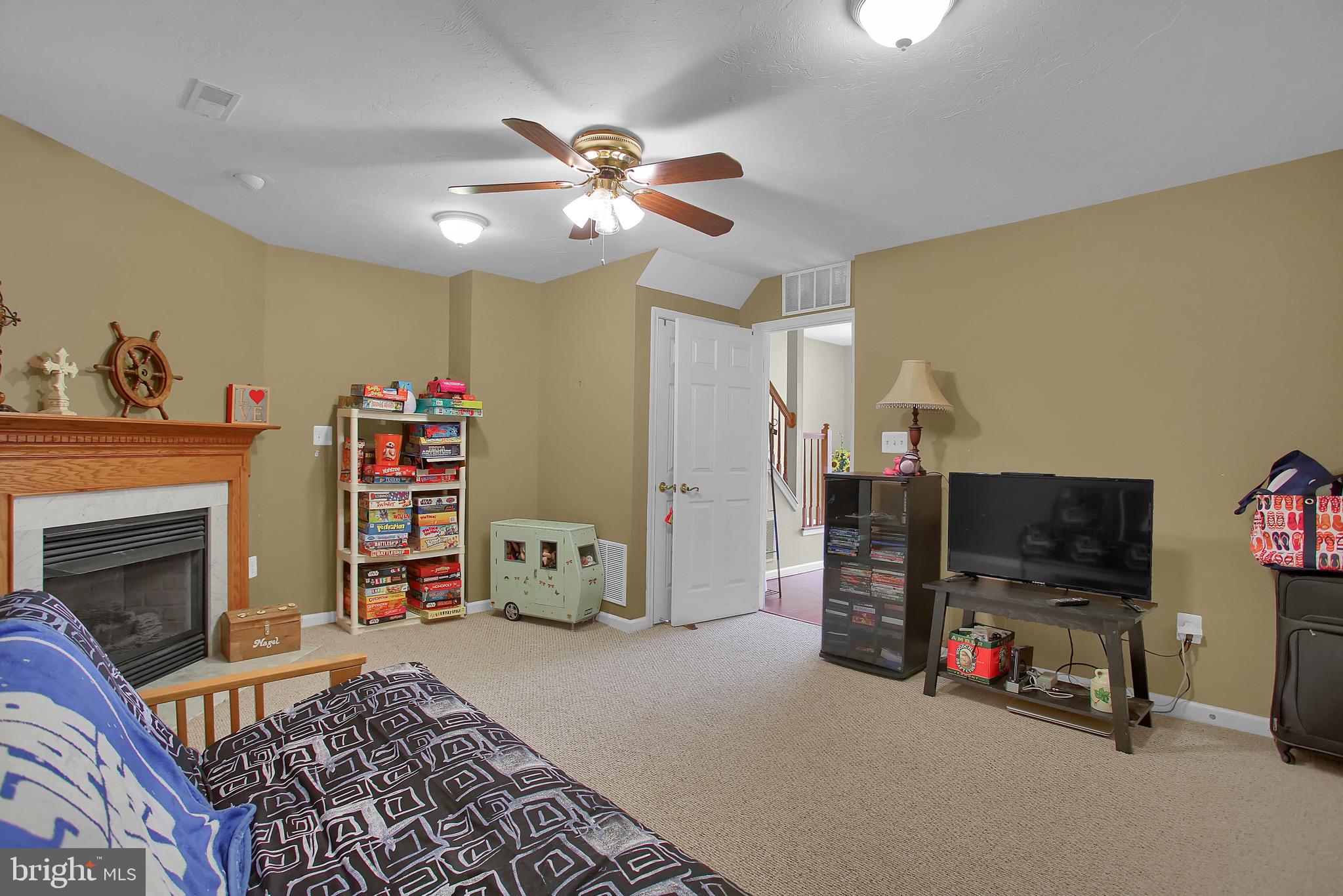 16107 Reese Road New Freedom, PA 17349 - Photo 9 of 40 Family Room