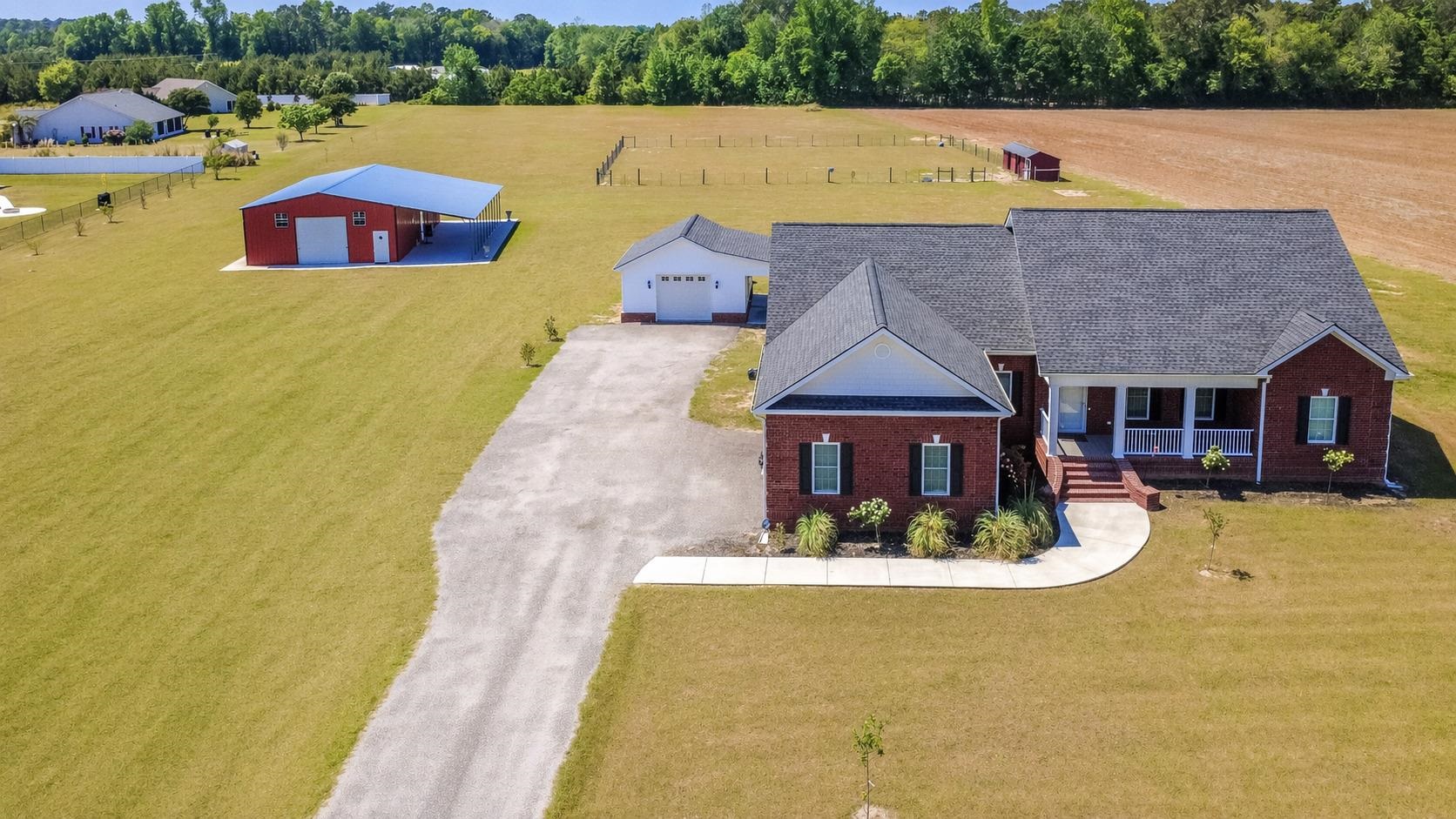 813 Sisters Road Loris, SC 29569 - Photo 1 of 35