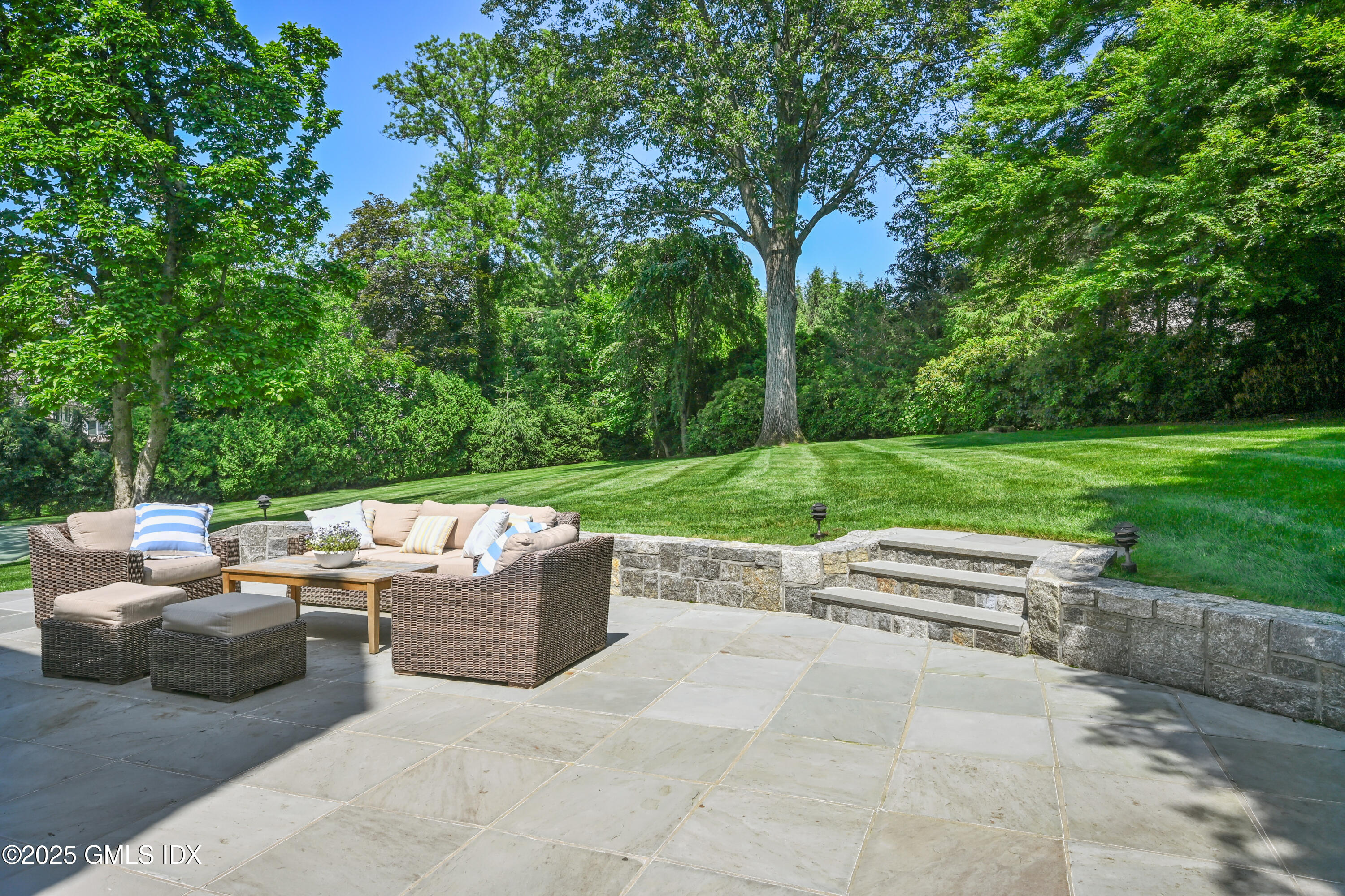 26 Glen Avon Drive Riverside, CT 06878 - Photo 49 of 59 rear yard