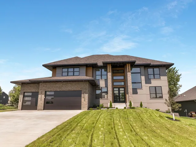 $850,000 | 1796 Cobblestone Court, Hastings, MN 55033