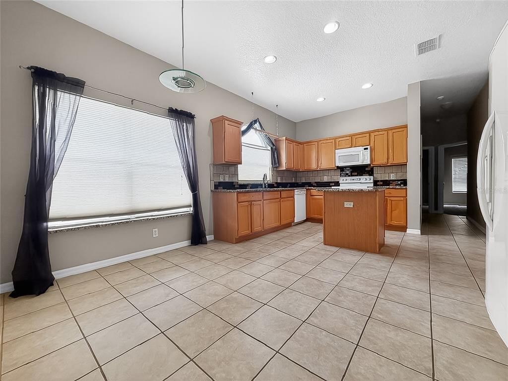 1343 Castleport Road Winter Garden, FL 34787 - Photo 13 of 28
