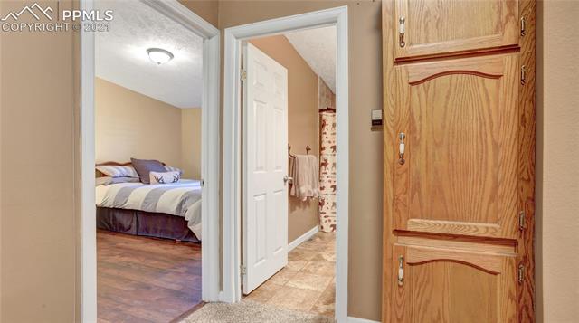 902 Rangeview Road Divide, CO 80814 - Photo 23 of 33 Gallery Image 23