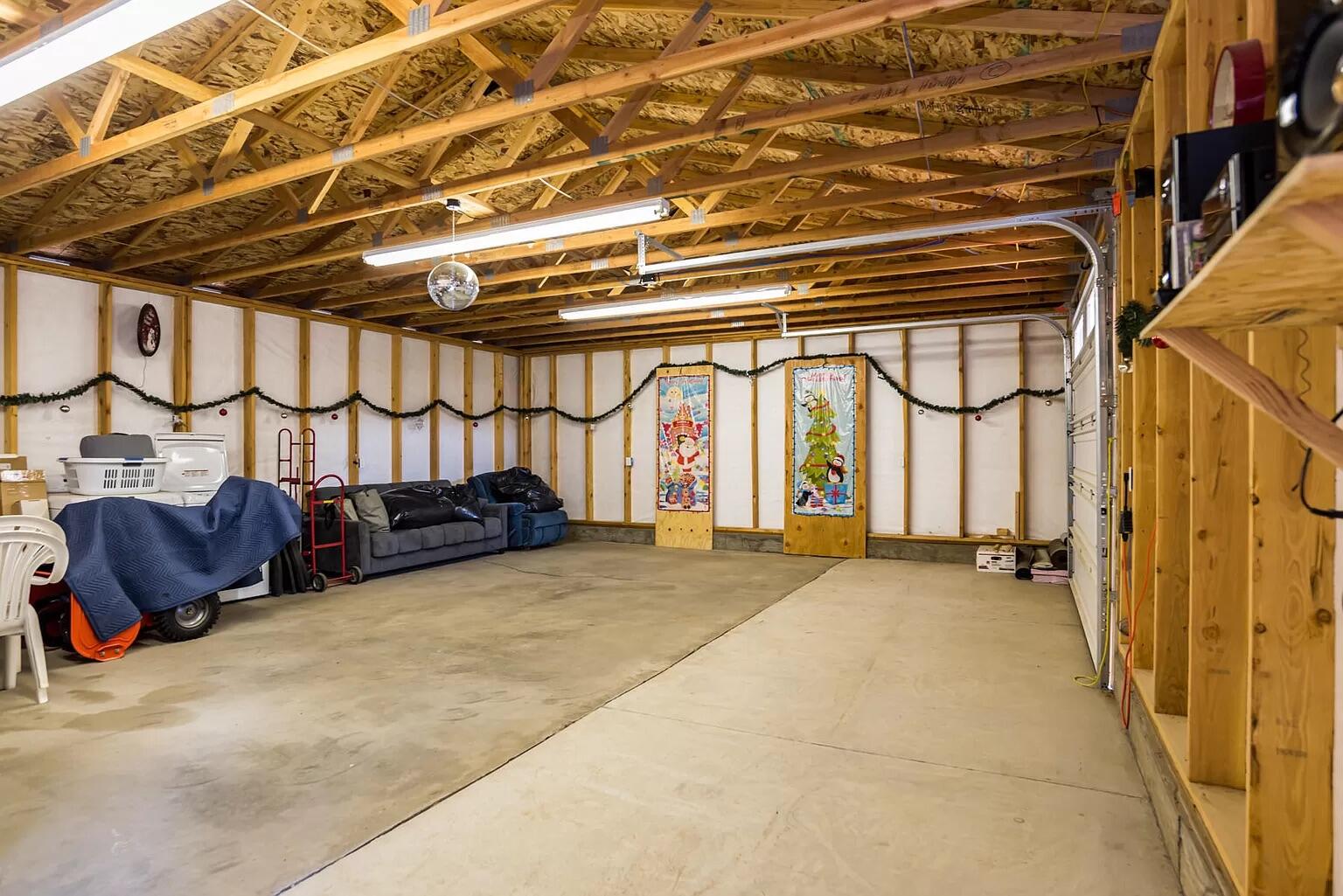 59773 Cheyenne Road Bend, OR 97702 - Photo 46 of 46 Shop