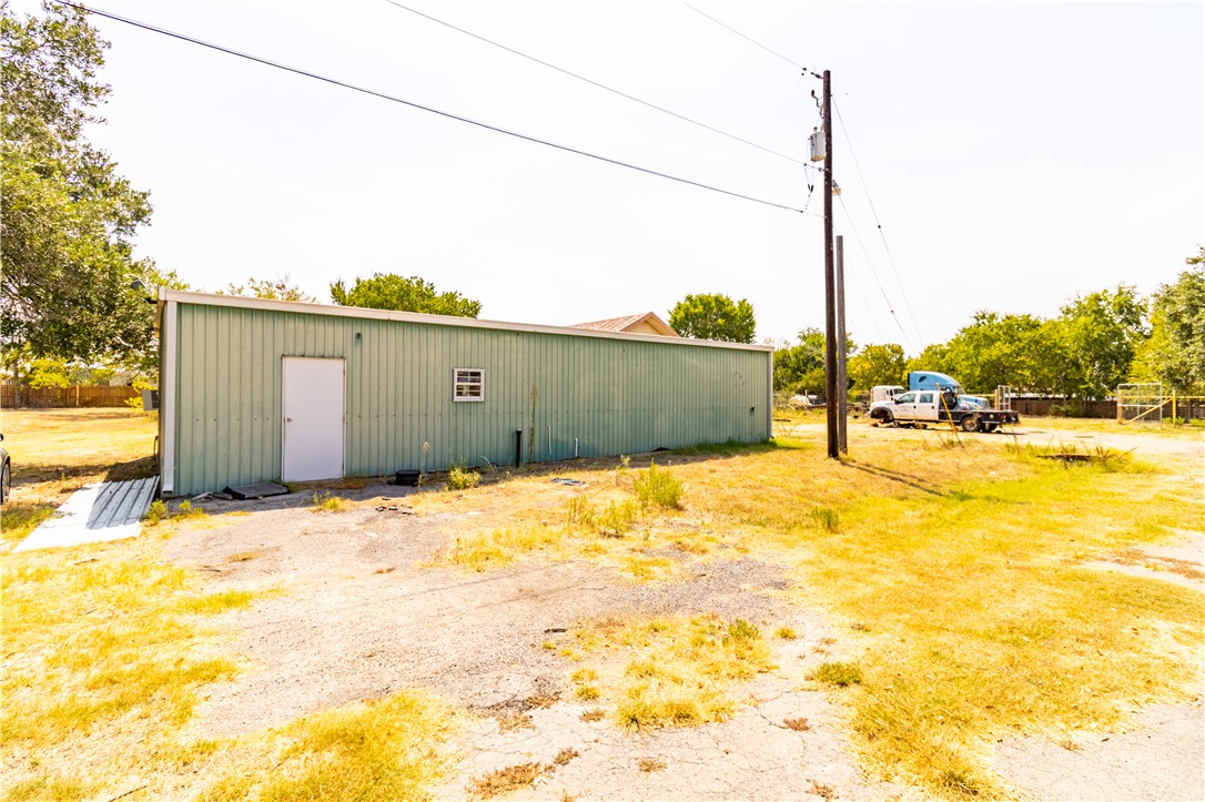 1214 Bittle Lane Bryan, TX 77801 - Photo 32 of 41