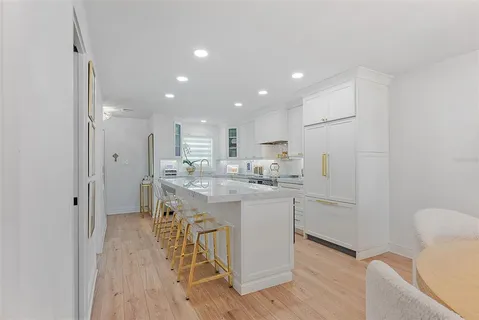 $599,000 | 4966 Coquina Key Drive Southeast, St. Petersburg, FL 33705