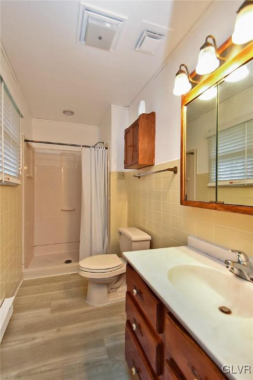 2010 Chester Road Bethlehem, PA 18017 - Photo 18 of 33 Gallery Image 18