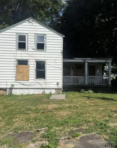 $30,000 | 2313 15th Street, Niagara Falls, NY 14305