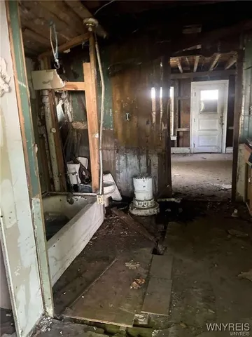 $30,000 | 2313 15th Street, Niagara Falls, NY 14305