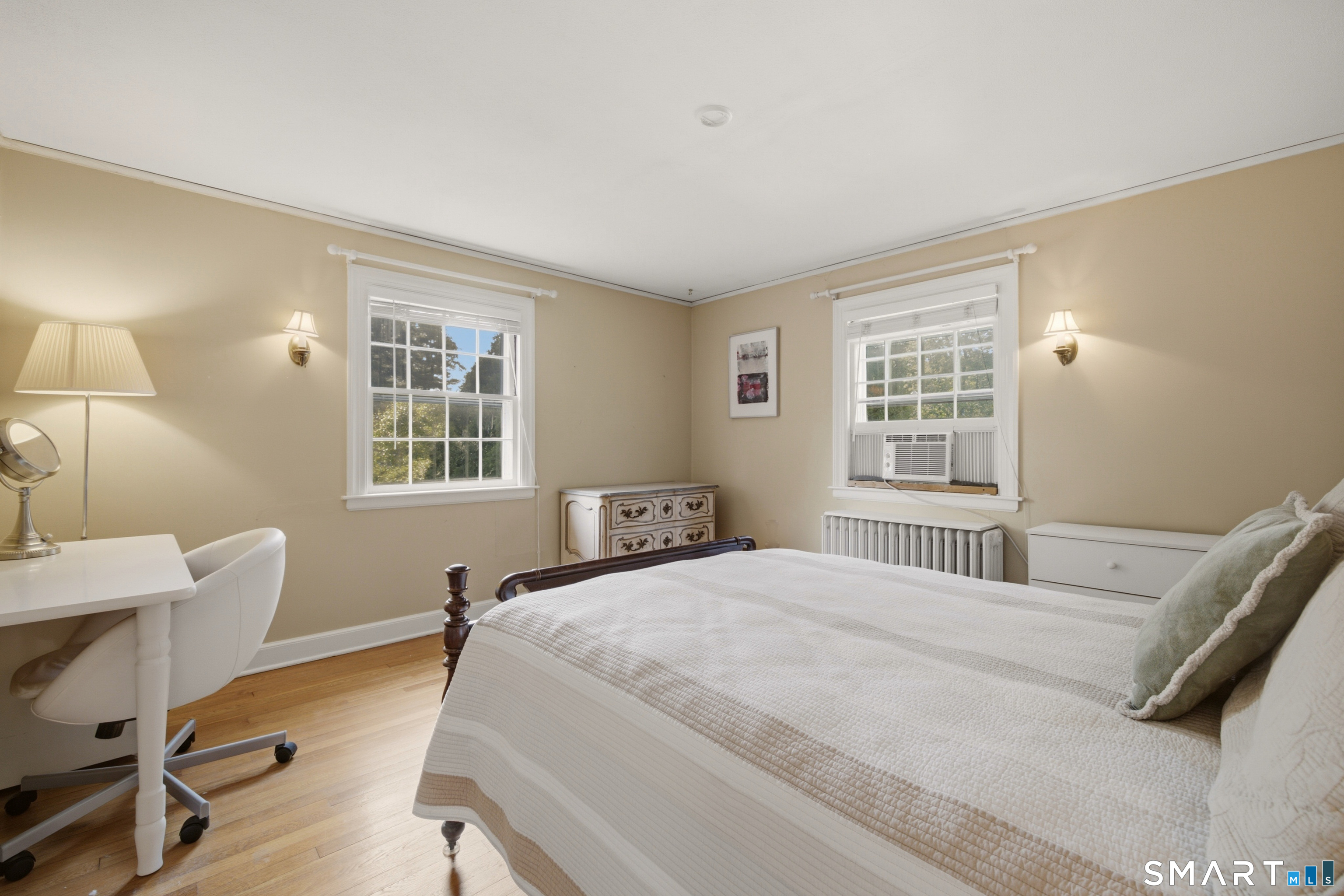 9 Stratford Road West Hartford, CT 06117 - Photo 26 of 40 Classic details continue in this bedroom featuring hardwood floors