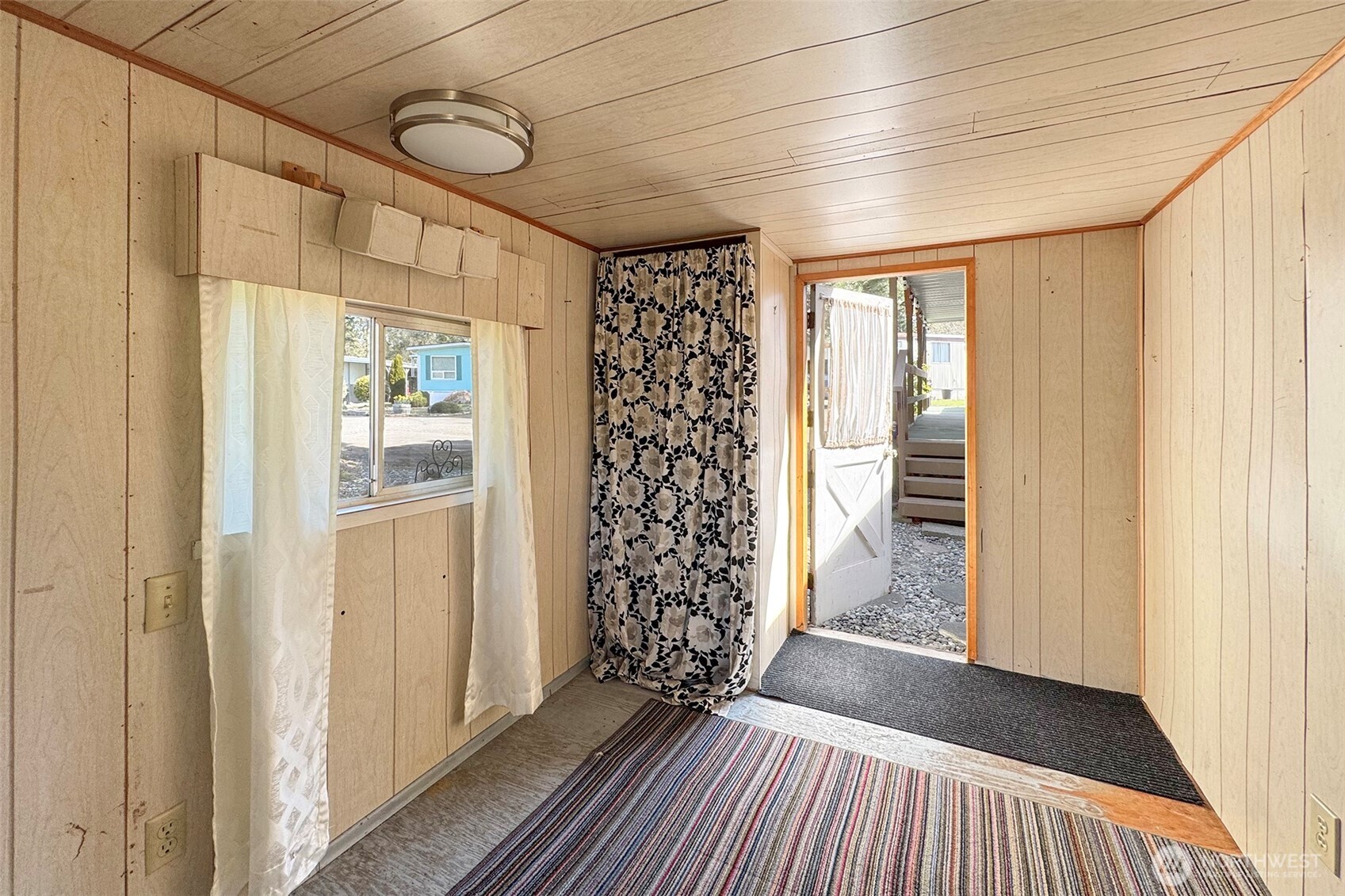 90 Baywood Village Road, Unit 8 Sequim, WA 98382 - Photo 25 of 40