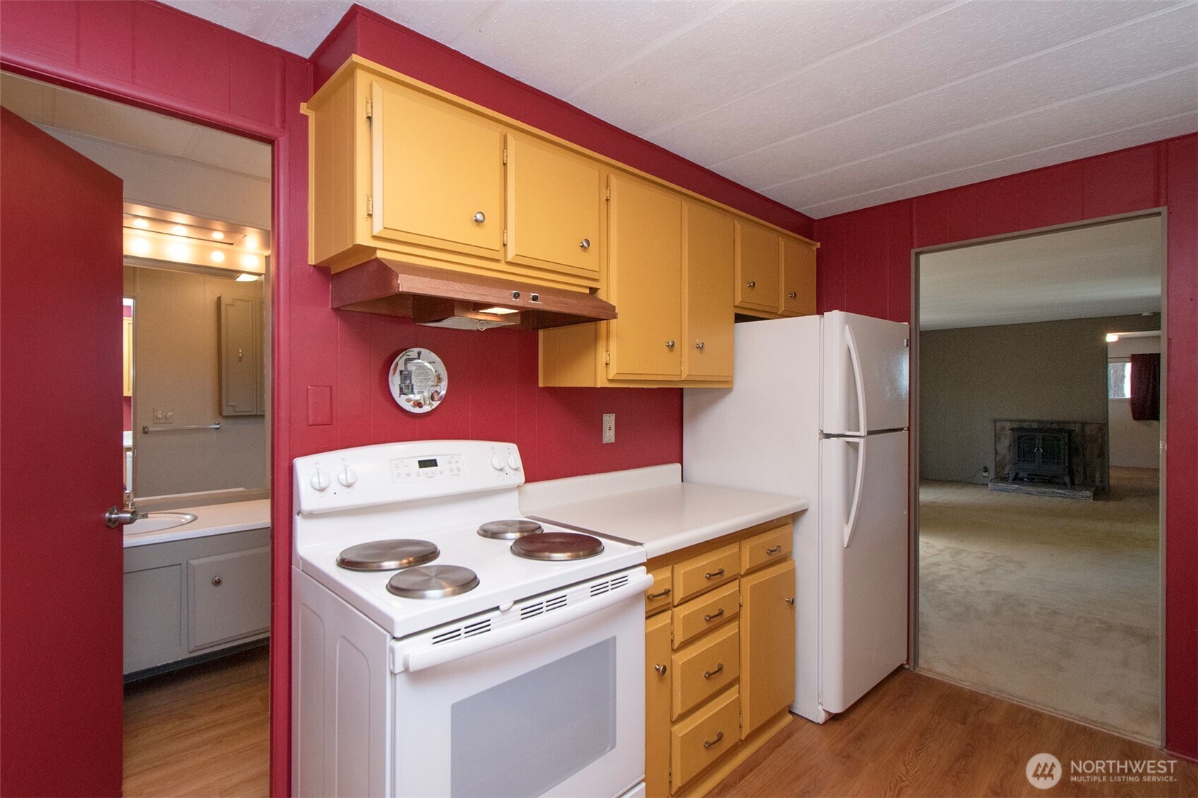 90 Baywood Village Road, Unit 8 Sequim, WA 98382 - Photo 3 of 40