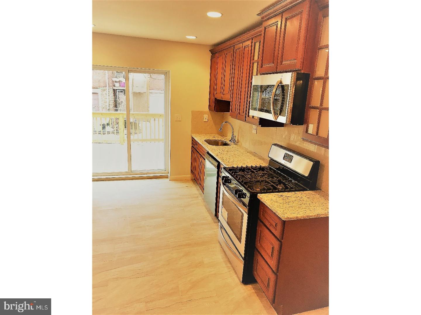 7407 Sommers Road Philadelphia, PA 19138 - Photo 9 of 25 Kitchen