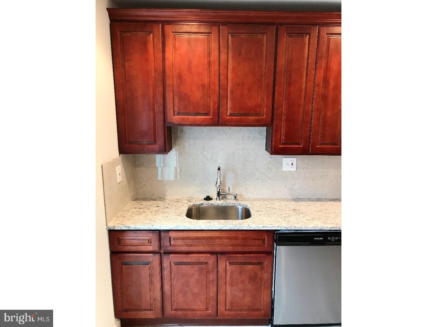 7407 Sommers Road Philadelphia, PA 19138 - Photo 10 of 25 Kitchen
