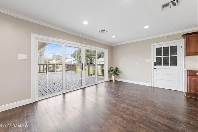 $219,000 | 112 North Hebert Avenue, Kaplan, LA 70548