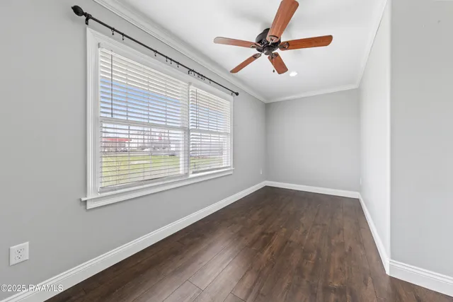 $219,000 | 112 North Hebert Avenue, Kaplan, LA 70548