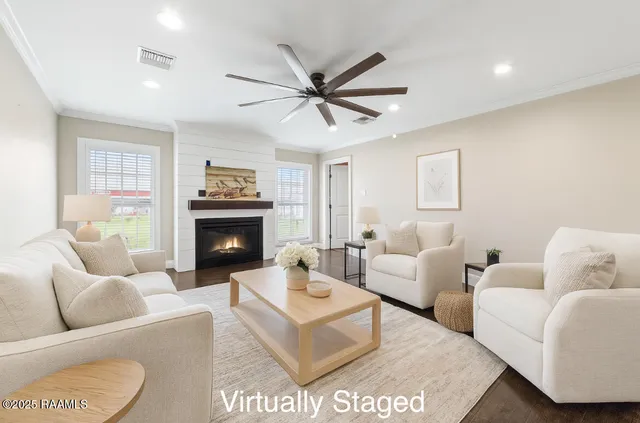 $219,000 | 112 North Hebert Avenue, Kaplan, LA 70548