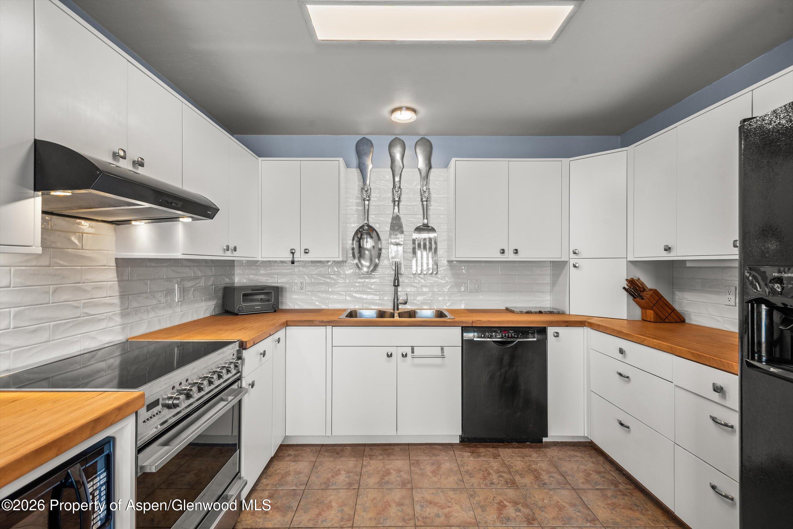 255 Little Pinon Basalt, CO 81621 - Photo 60 of 90 65-255LittlePinion_260405068