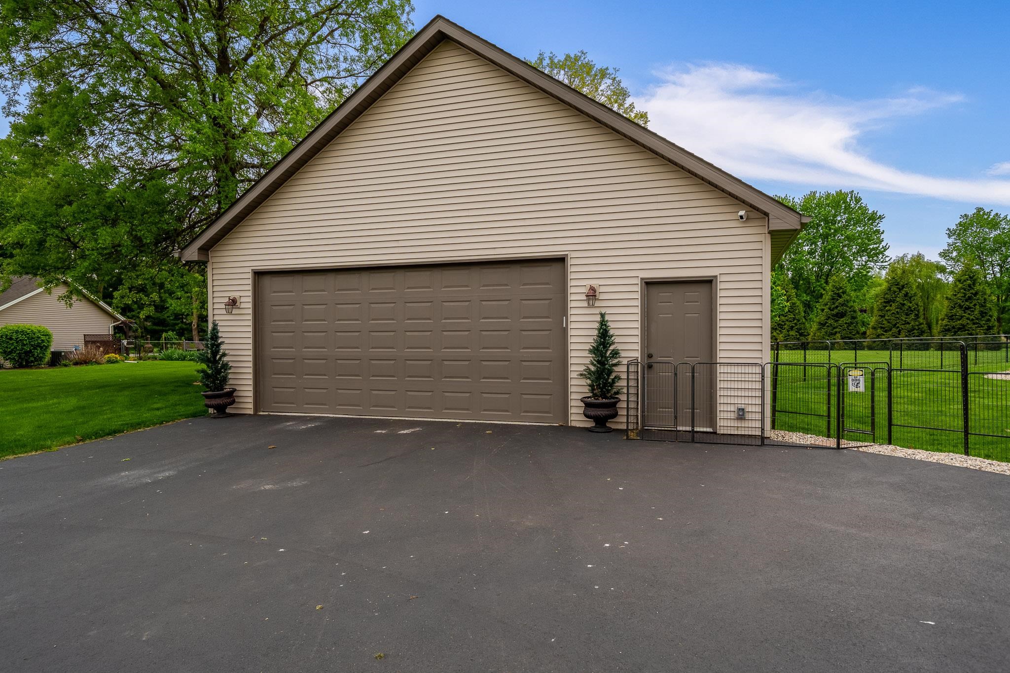 32 Shadow Ridge Lane Rockford, IL 61107 - Photo 5 of 62 Gallery Image 5