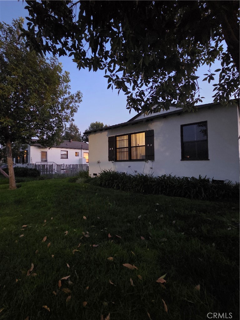 5700 Jillson Street Commerce, CA 90040 - Photo 9 of 9 a view of a backyard