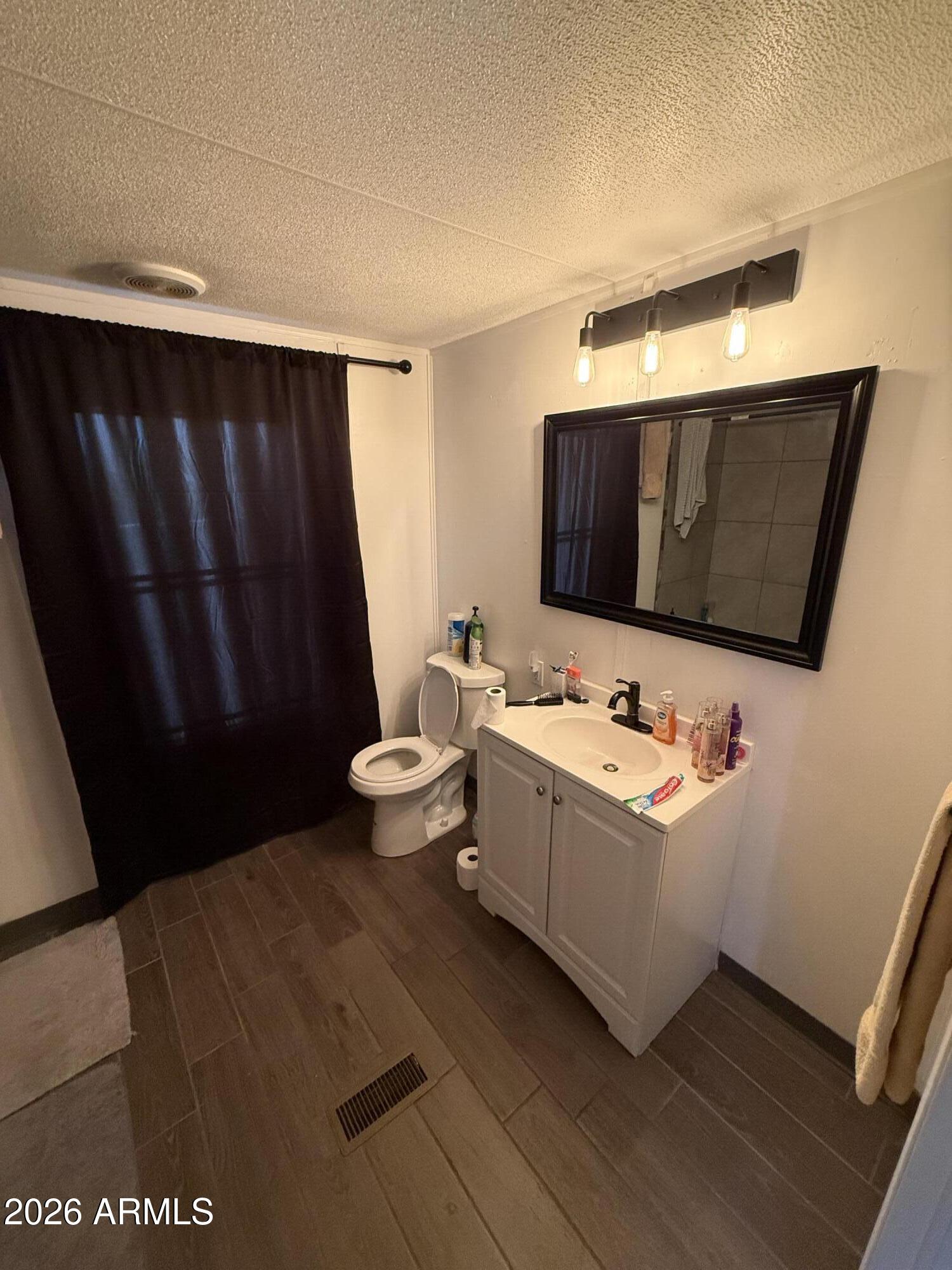 555 West Warner Road, Unit 134 Chandler, AZ 85225 - Photo 4 of 10 IMG_3196