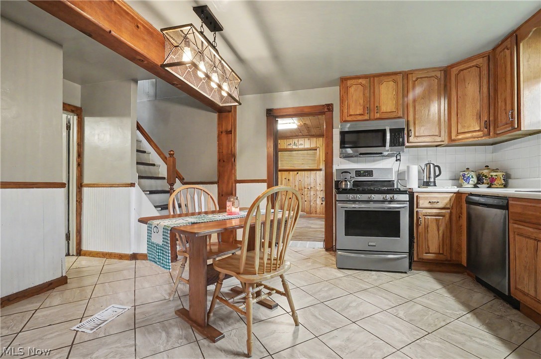 1911 Oriel Rodgers Road Girard, OH 44420 - Photo 14 of 47