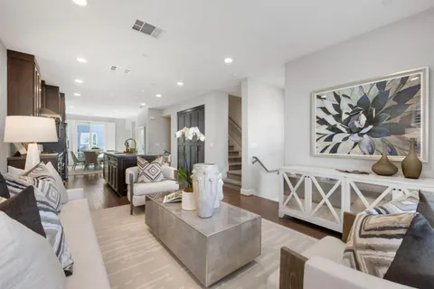 $2,188,000 | 120 Franklin Parkway, San Mateo, CA 94403