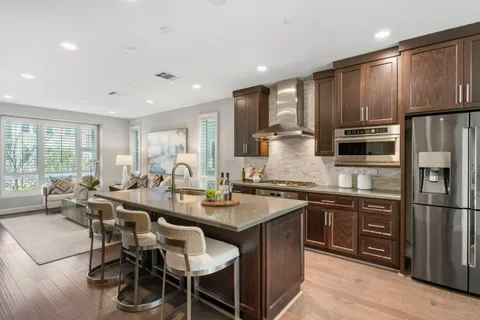 $2,188,000 | 120 Franklin Parkway, San Mateo, CA 94403