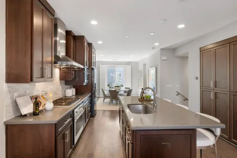 $2,188,000 | 120 Franklin Parkway, San Mateo, CA 94403