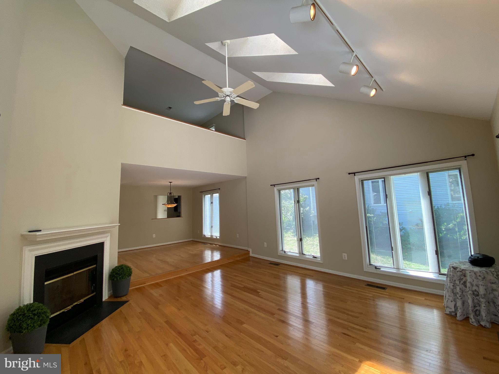 1256 Wedgewood Manor Way Reston, VA 20194 - Photo 12 of 45 Cathedral Ceilings...