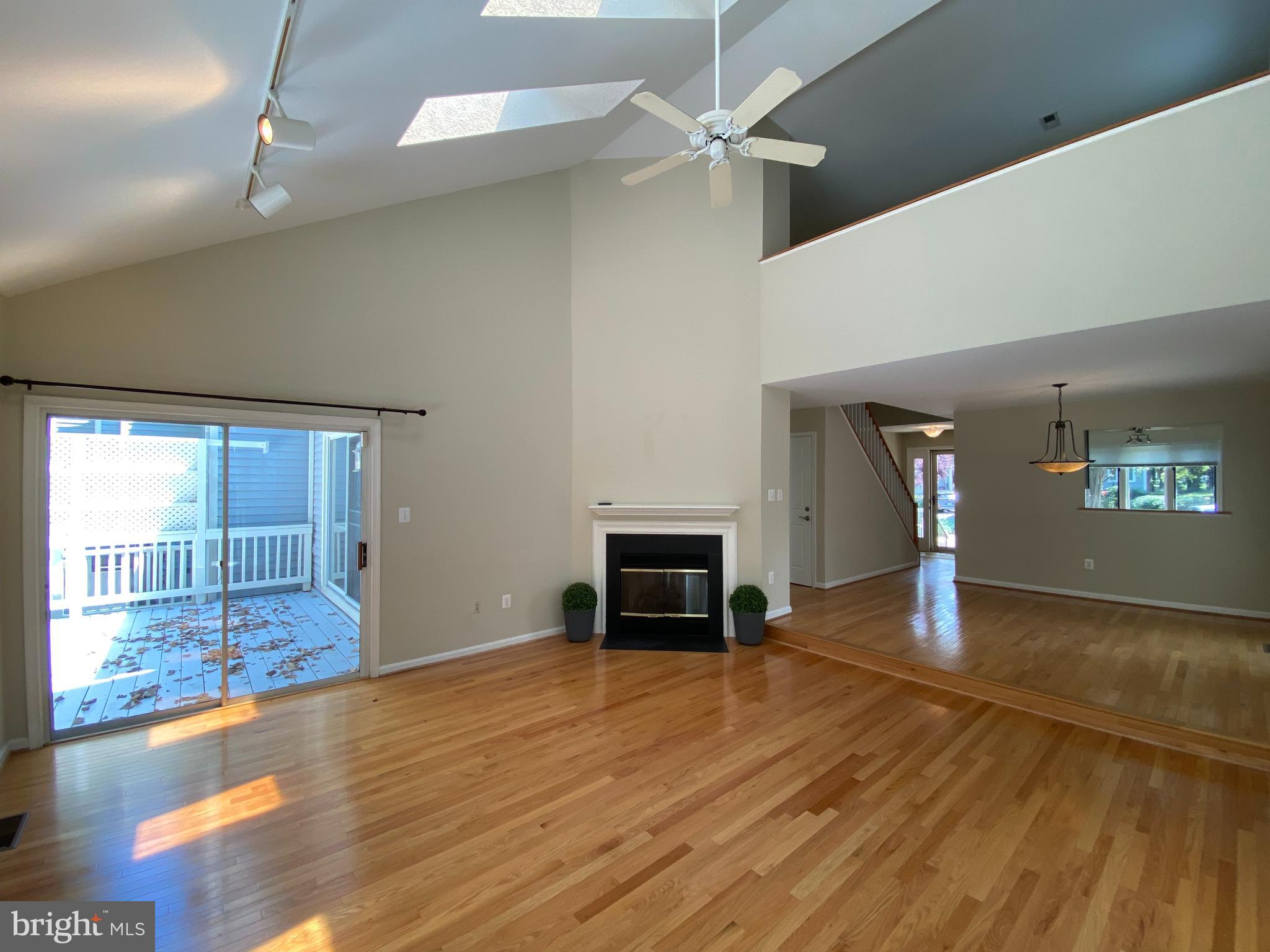 1256 Wedgewood Manor Way Reston, VA 20194 - Photo 13 of 45 Fireplace...