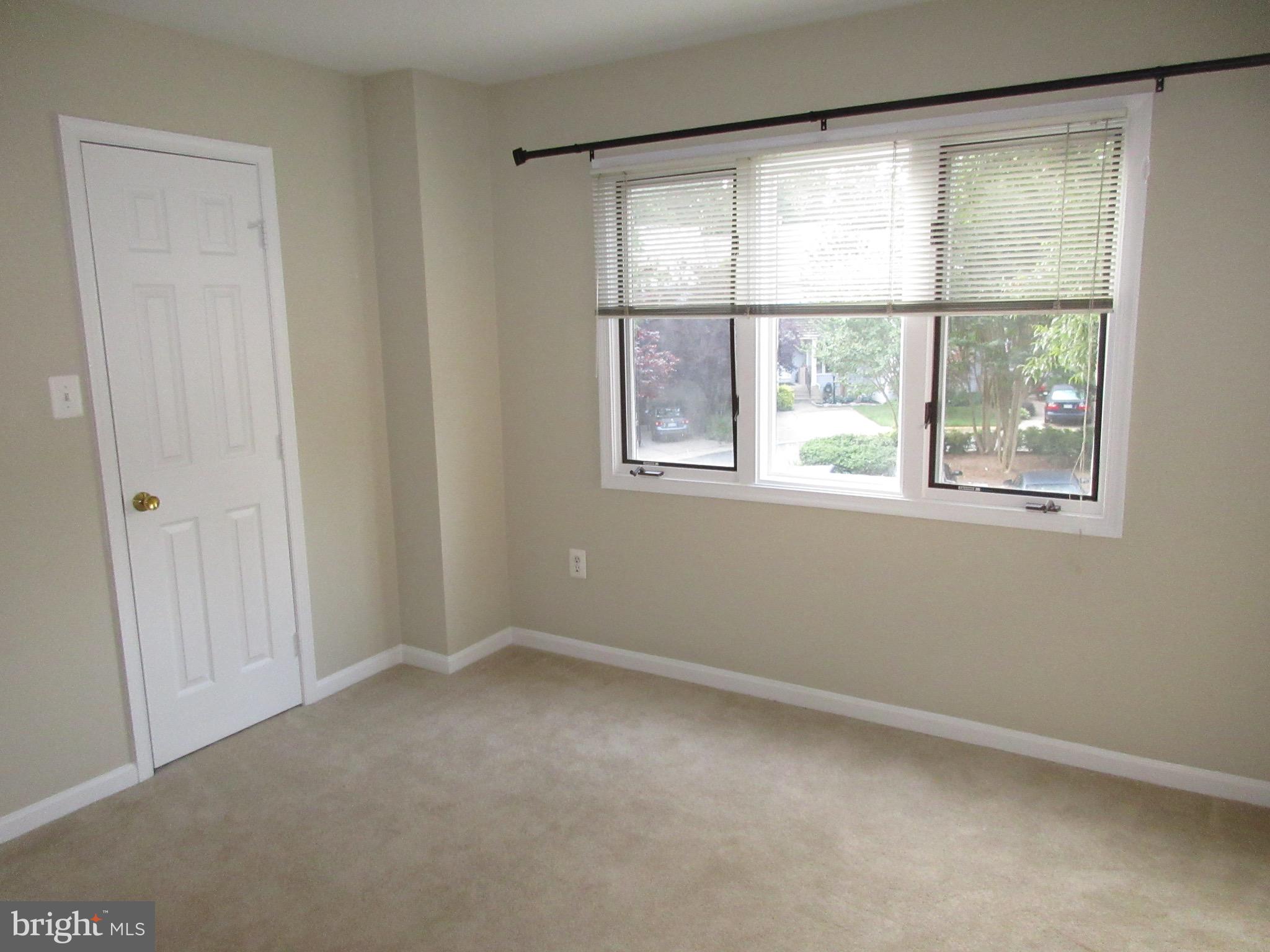 1256 Wedgewood Manor Way Reston, VA 20194 - Photo 29 of 45 Upper Level Bedroom 1