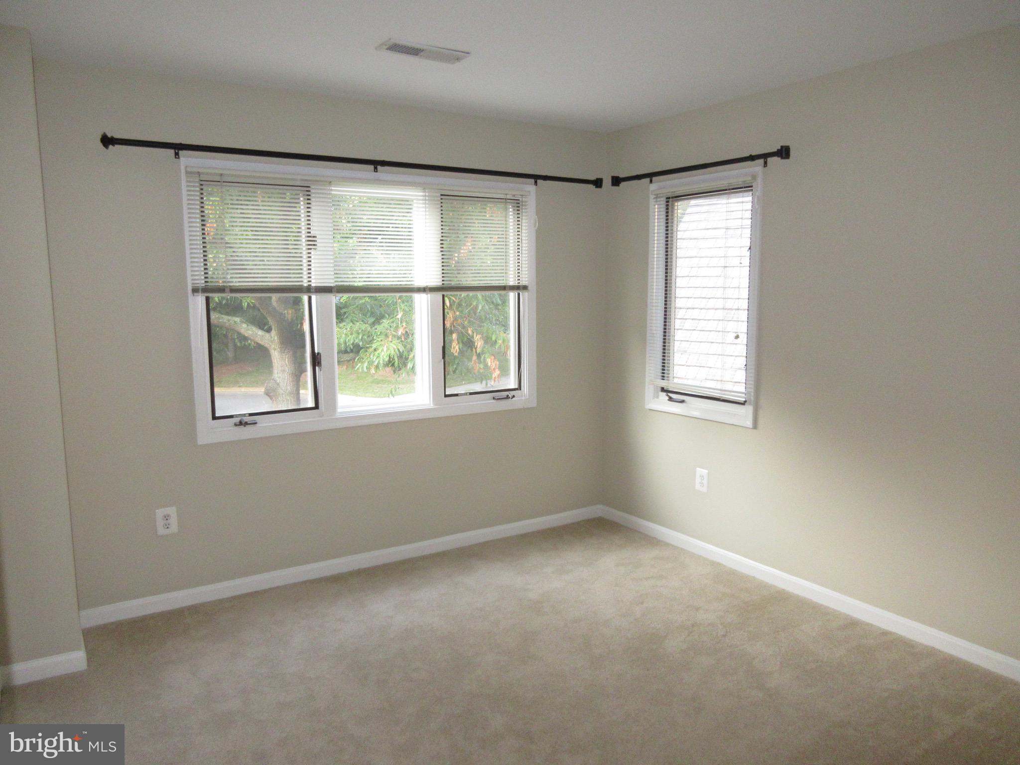 1256 Wedgewood Manor Way Reston, VA 20194 - Photo 31 of 45 Upper Level Bedroom 1